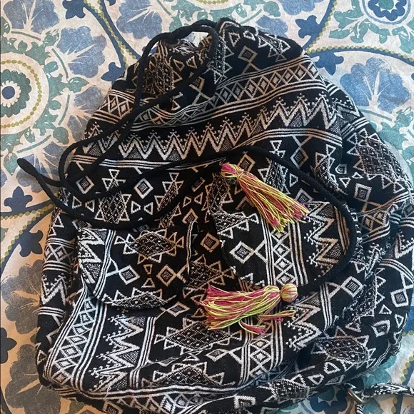 Billabong Sandy Streets Black and White Print
Backpack - Picture 9 of 17